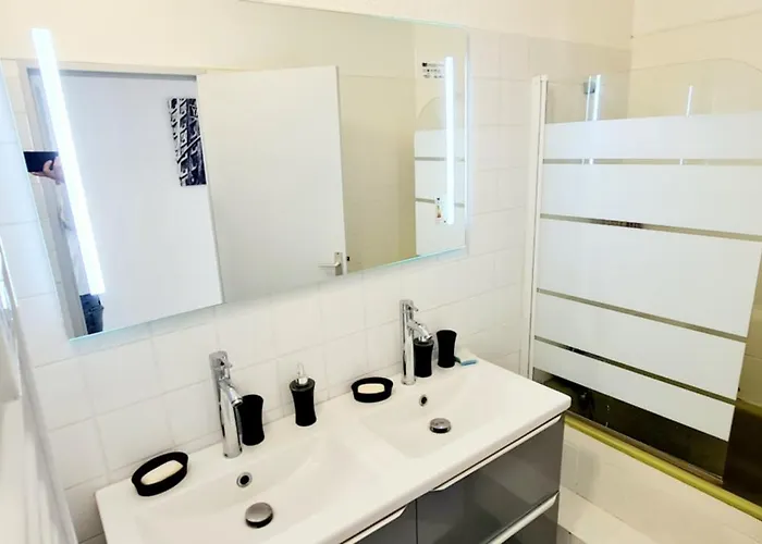 Standing 110m2 Lumineux, Clim, Balcons